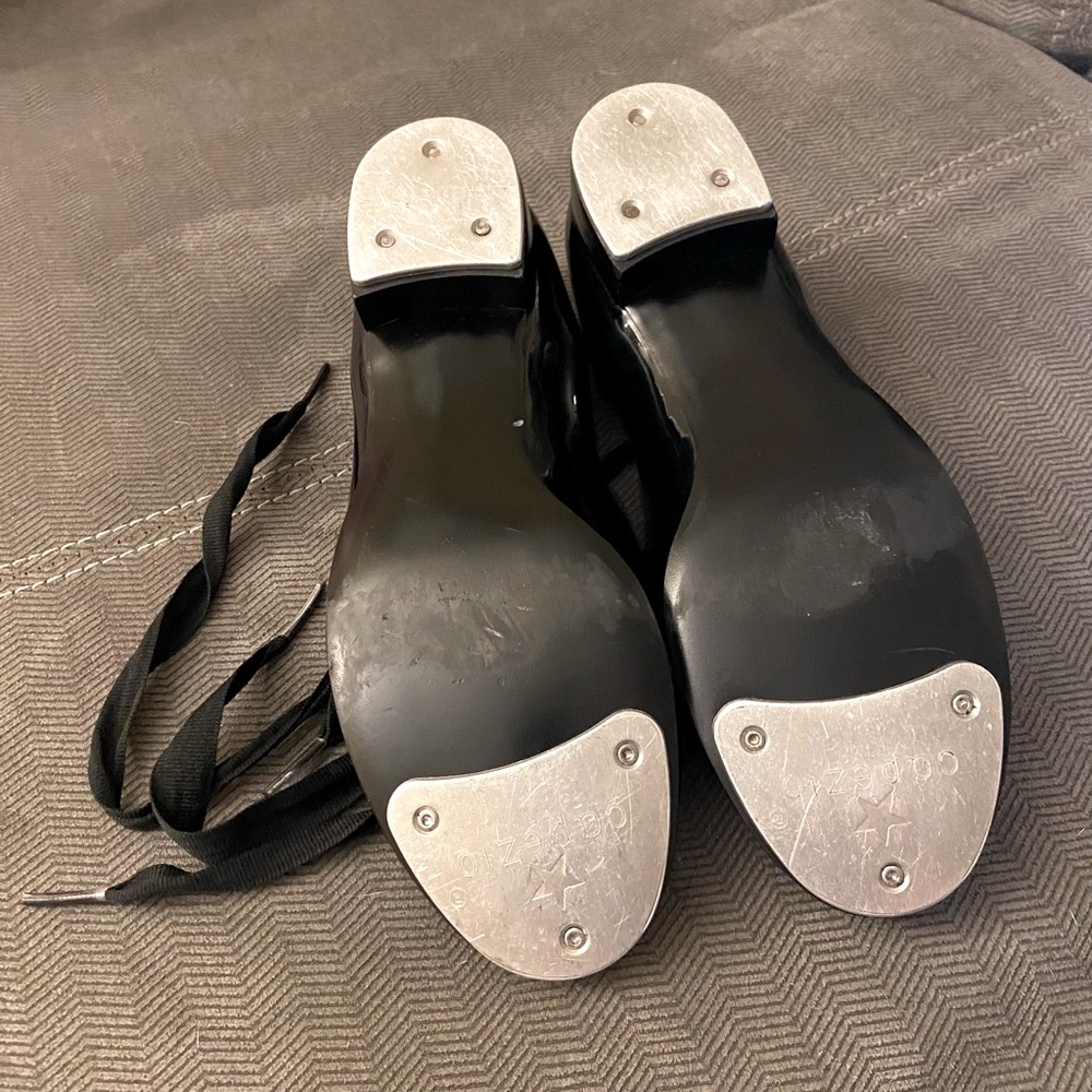 Capezio Shuffle Tap Shoes - Picture 3 of 3